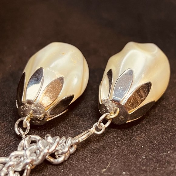 Sarah Coventry Chunky Silver Tone Necklace W/2 Large Faux Pearl Charms (3854) - Picture 6 of 9